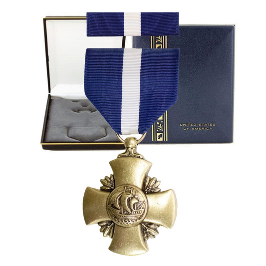 NAVY CROSS MEDAL PRESENTATION SET (BOXED)