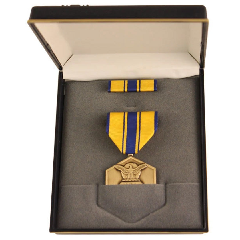 AIR FORCE COMMENDATION USAF MEDAL SET